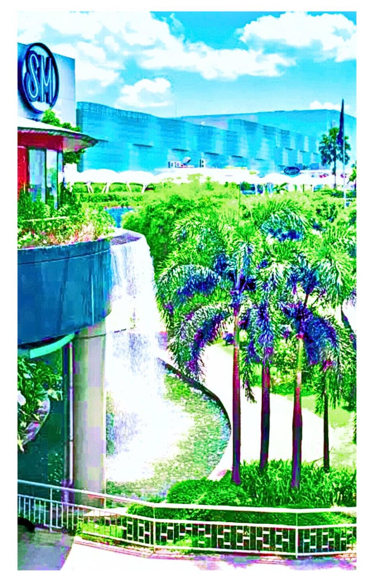 Grass Residences Rendezvous Sm North Edsa Qc 마닐라 외부 사진