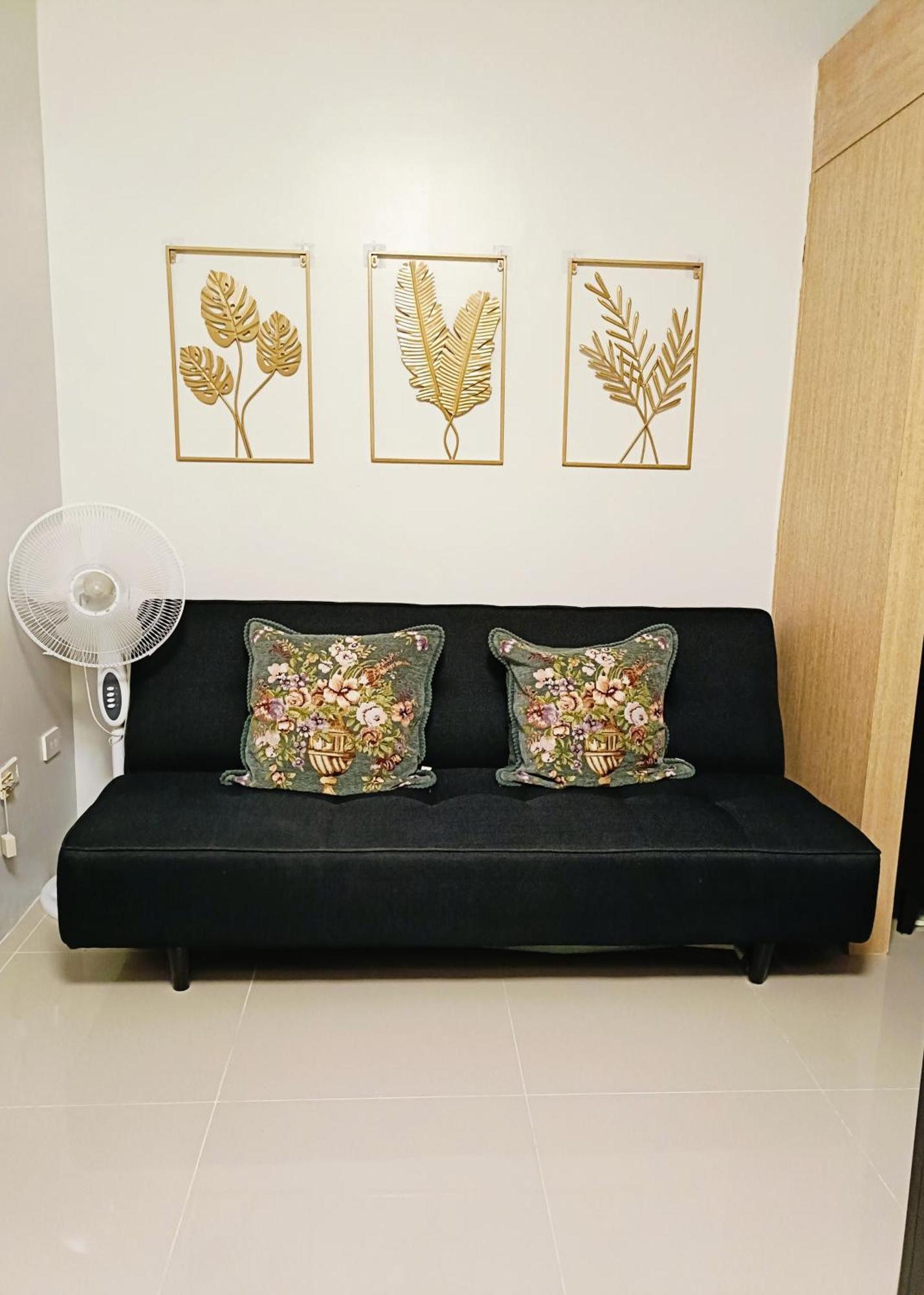 Grass Residences Rendezvous Sm North Edsa Qc 마닐라 외부 사진